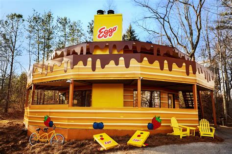 Eggo House Of Pancakes Is Here A Literal Pancake House You Can Stay In