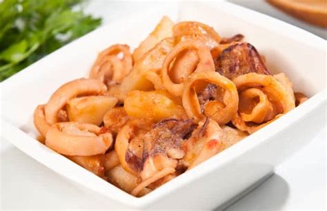 Receta De Calamares En Salsa Paso A Paso Comedera Recetas Tips Y