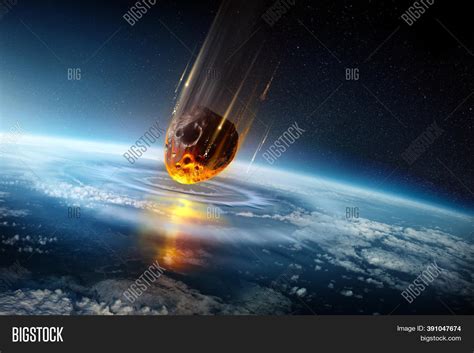 Huge City Sized Meteor Image & Photo (Free Trial) | Bigstock