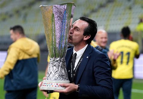 Unai Emery makes surprise Arsenal claim after winning another Europa ...