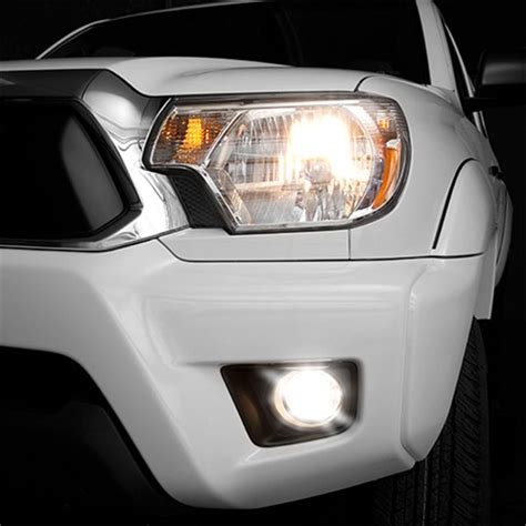 Auer Automotive Toyota Tacoma 2013 Projector LED Fog Lights