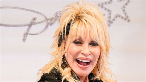 Dolly Parton Reveals Her Real Hair And Why She Wears Wigs News