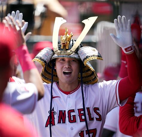 大谷翔平「かぶと姿」にウットリ→私もかぶって撮影したい！ 「the Time，」が伝えた余波 J Cast テレビウォッチ【全文表示】