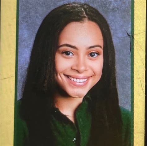 Ice Spices Highschool Senior Yearbook Photo Goes Viral