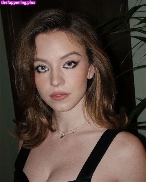 Sydney Sweeney Gal Gadot Sydney Sweeney Nude Onlyfans Photo