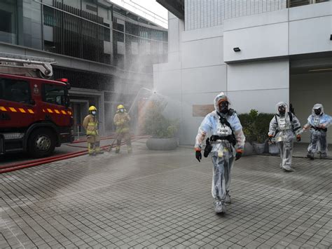 多部門港大校園演習 模擬火警及化學品洩漏 新冠疫情專頁