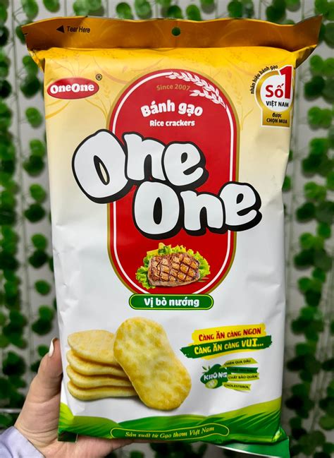 One One Цагаан будааны чипс махны амттай