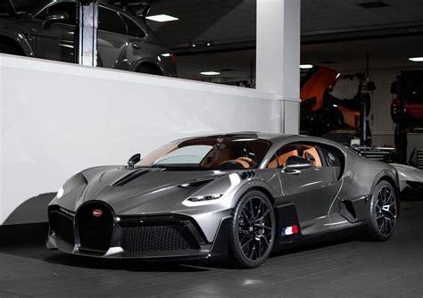 Unboxing the First Bugatti Divo to Arrive in the United States - TechEBlog