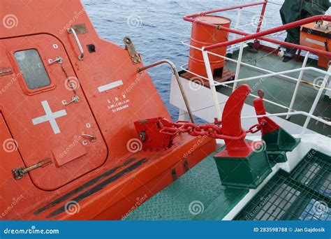 View On Release Mechanism Of Orange Free Fall Lifeboat With Hook And