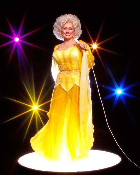 Popgodztwixnmixdolly Parton Photographed By Harry Langdon 1978