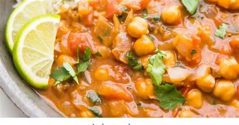 Quick Creamy Vegan Coconut Chickpea Curry