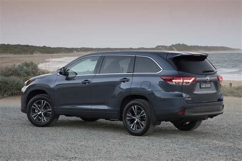 Toyota Kluger Gx Review Snapshot Carsguide