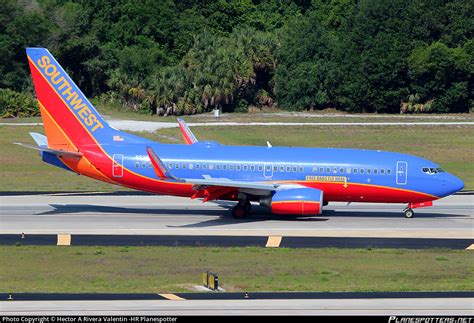 N938WN Southwest Airlines Boeing 737 7H4 WL Photo By Hector Antonio