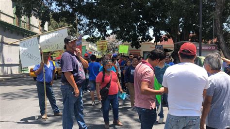 Protestan Comerciantes Por Cierre De Ferias En Oaxaca Capital E