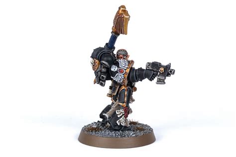 Showcase New K Indomitus Primaris Chaplain Vs Classic Metal Space