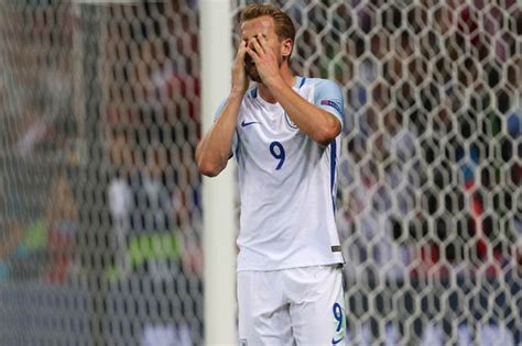 England fans slam Harry Kane after he posts Instagram picture from ...