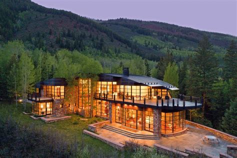 Luxury Living: Mountain Homes | Christie's