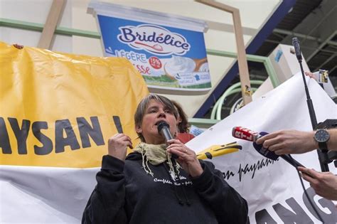 Au Salon de lagriculture la Confédération paysanne sinvite sur le