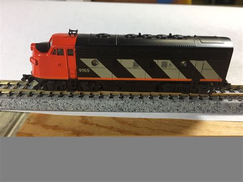 N Scale Kato Usa 176 092 Locomotive Diesel Emd F7 Canad