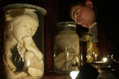 Kunstkamera museum turns 300 - Russia Beyond