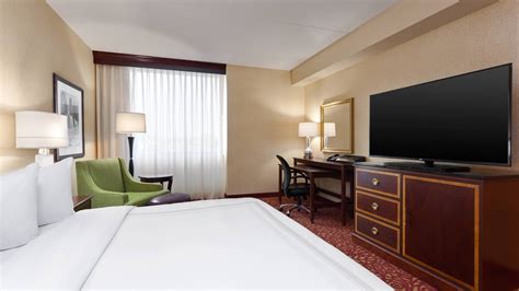 Pet-Friendly Hotel in Columbus, Ohio | Columbus Airport Marriott