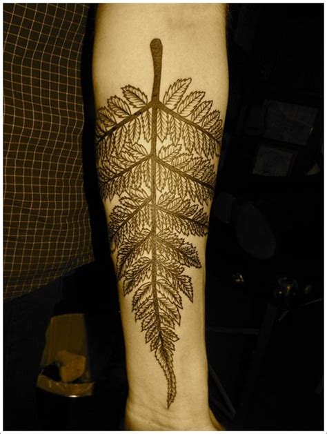 55 Lovely Leaf Tattoo Designs To Try With Meaning