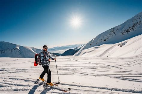 Obrazy Alpinista Darmowe Wektory Zdj Cia Stockowe I Psd Strona