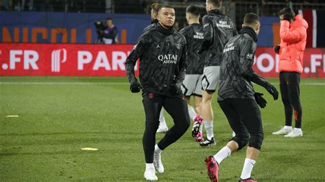 Cedera Mbappe Absen Bela PSG Kontra Bayern Munich 14 Februari Suara