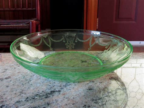 Anchor Hocking Green Depression Glass Cameo Ballerina Pattern 7 1 4 Salad Bowl Antique Price