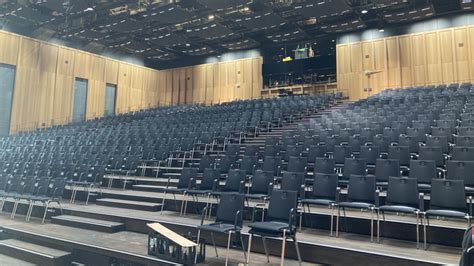 Millionen Euro Teuer Vilco Stadthalle In Bad Vilbel Wird Er Ffnet