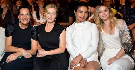 Roberta Armani Kate Winslet Priyanka Chopra Et Ana De Armas D Fil