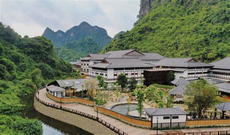 Vé Tắm Khoáng Nóng Yoko Onsen Quang Hanh Hạ Long Giá Mới Nhất 2024