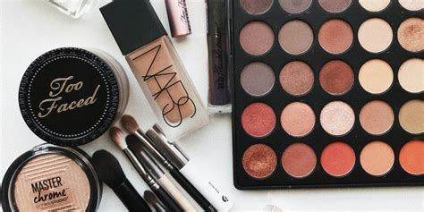 The 7 Best Amazon Makeup Products Available On Prime | Betches