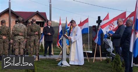 Blagoslovljen Spomenik Poginulim Braniteljima Hvo A U Globarici