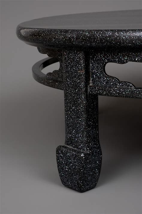 A JAPANESE MOTHER OF PEARL INLAID LOW TABLE, MID SHOWA PERIOD (MID 20TH