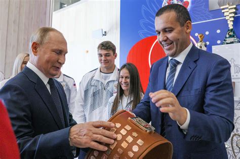 Друга Путина подстерегла еще одна плохая новость