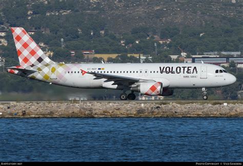 Aircraft Photo Of EC NOP Airbus A320 214 Volotea AirHistory Net