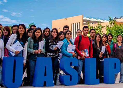 Ingresar N M S De Siete Mil Alumnos A La Uaslp La Brecha