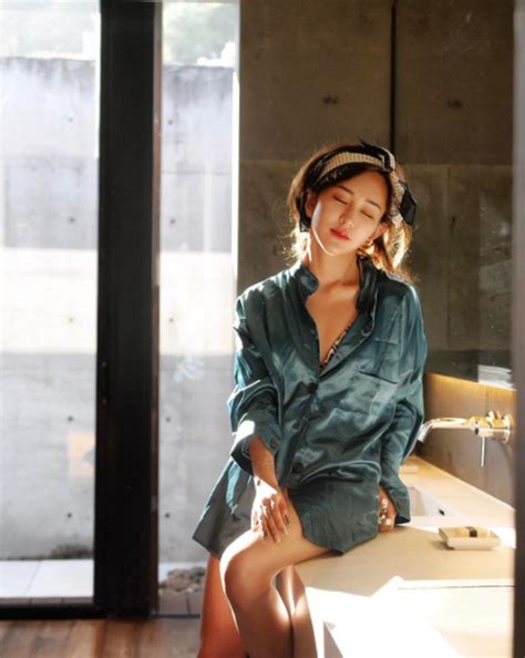 Hot girl số Malaysia có khác ăn gì mà mặt xinh dáng chuẩn quá trời
