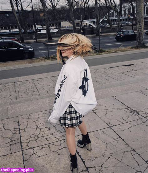 Avril Lavigne Avrillavigne Nude Onlyfans Photo The Fappening Plus