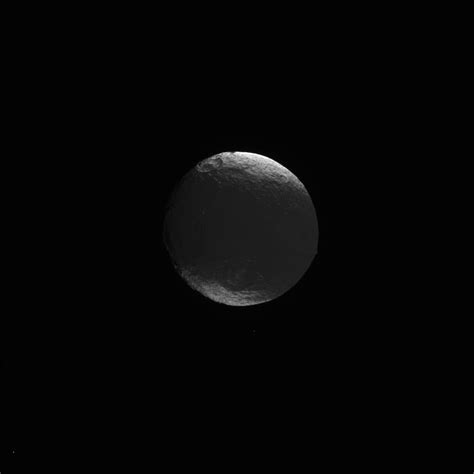 Image Of Iapetus Nasa Solar System Exploration