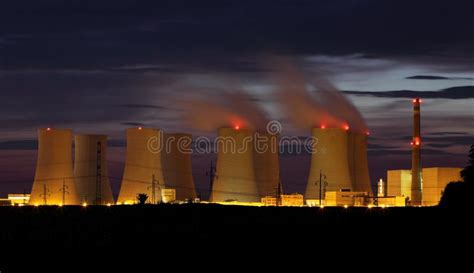 Nuclear Power Plant By Night Stock Image Image Of Factory Chimney