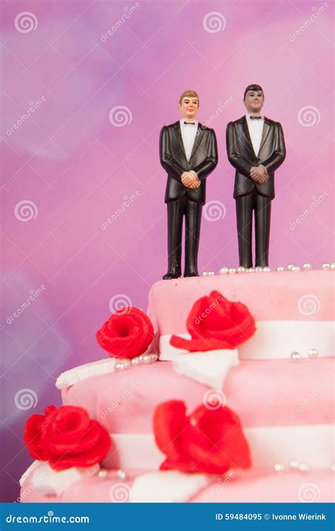 Pastel De Bodas Con Los Pares Gay Imagen De Archivo Imagen De Casado Homosexual