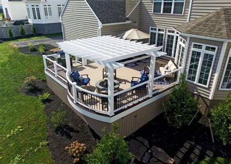 Curved Deck Designs 5 Decks With Curves From Keystone Custom Decks