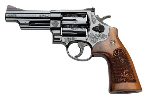 Smith & Wesson 29 Classic Engraved 4" .44 Mag 150783