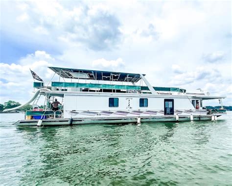 Houseboat On Lake Wylie Houseboats For Rent In Charlotte North