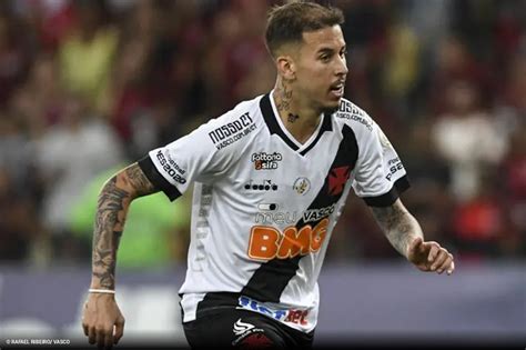 Ex Vasco Marcos J Nior Disputou Champions Por Time Da Arm Nia E Vai