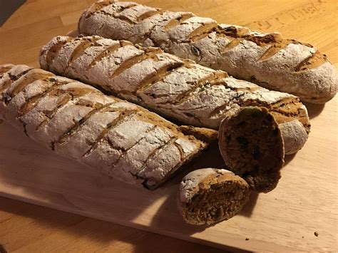 Mediterranes Baguette Rustikal Rezept Lebensmittel Essen