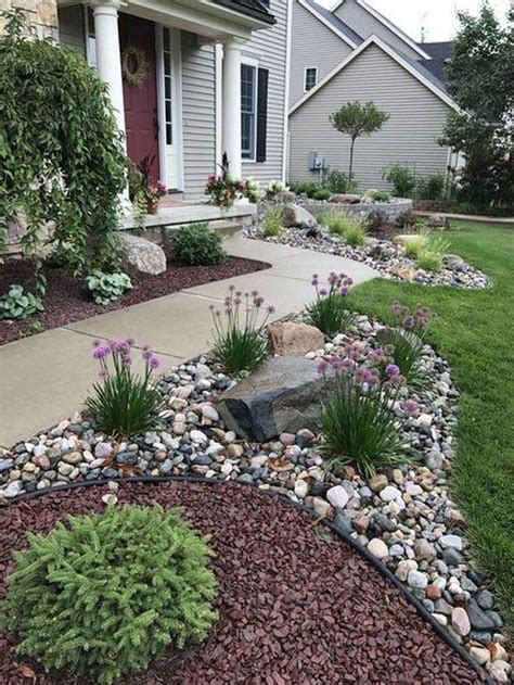 9 Front Yard Mulch Ideas To Transform Your Outdoor Space In 2023 – HOMYRACKS