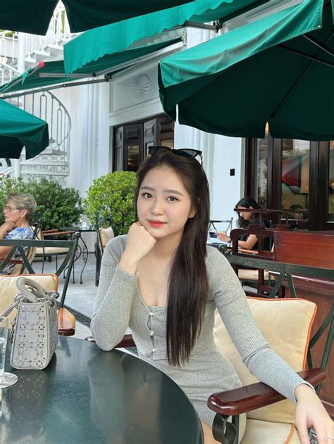 Chị em hot girl Việt gây mê với dung nhan n óng b ỏng Người đẹp